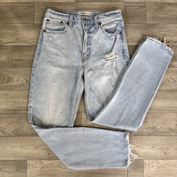 Abercrombie & Fitch High Rise Skinny Leg The Mom Jeans Light Wash sz 25/0 - Picture 1 of 6